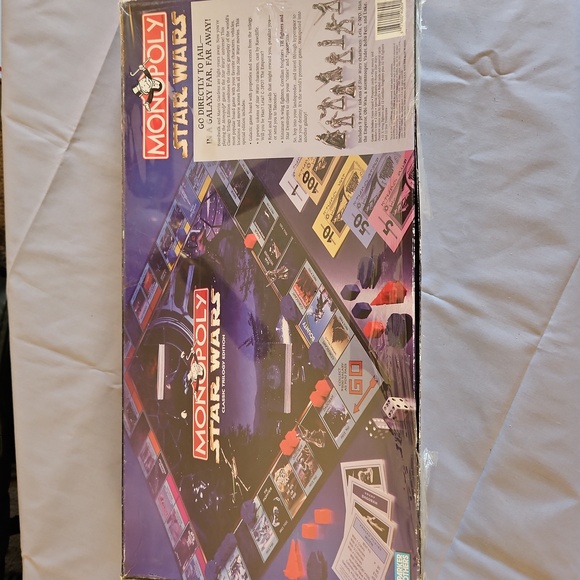Monopoly Star Wars Classic Trilogy Edition Sealed - Picture 2 of 5